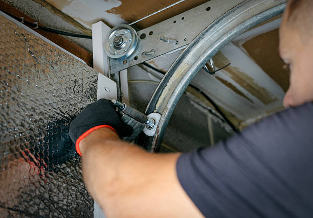 Affordable Garage Door Panel Replacement solutions in Dunthorpe, OR